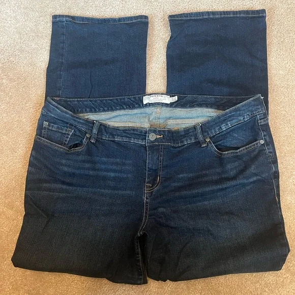 Torrid Denim Boyfriend Jeans Womens Blue Stretch Straight 22T - Picture 3 of 7